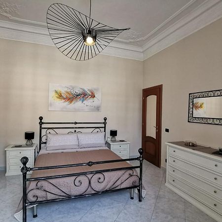 Casa In Centro Daire Ventimiglia Dış mekan fotoğraf