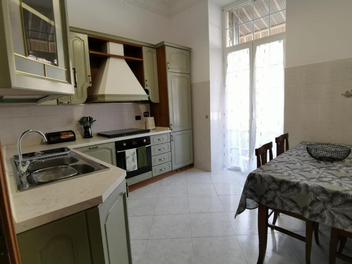 Casa In Centro Daire Ventimiglia Dış mekan fotoğraf